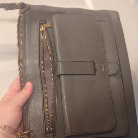 Cross body Fossil purse *as is* - Picture 3 of 7